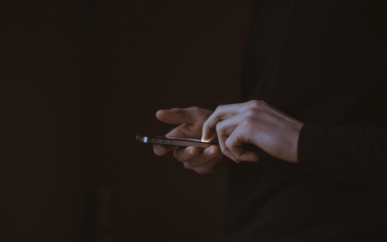 Visitor browsing a website on a smartphone