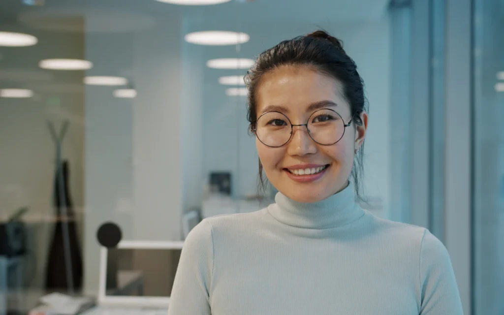 Professional portrait, a key part of LinkedIn profile tips for consultants